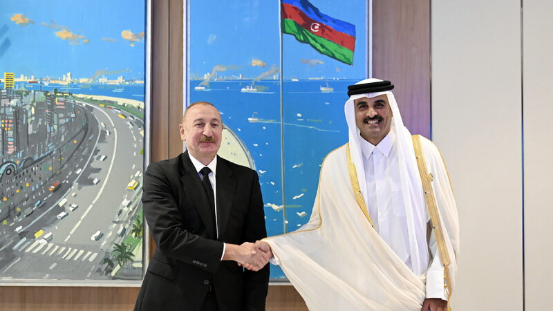 Präsident Ilham Alijew traf sich mit dem Emir von Katar – AKTUALISIERT