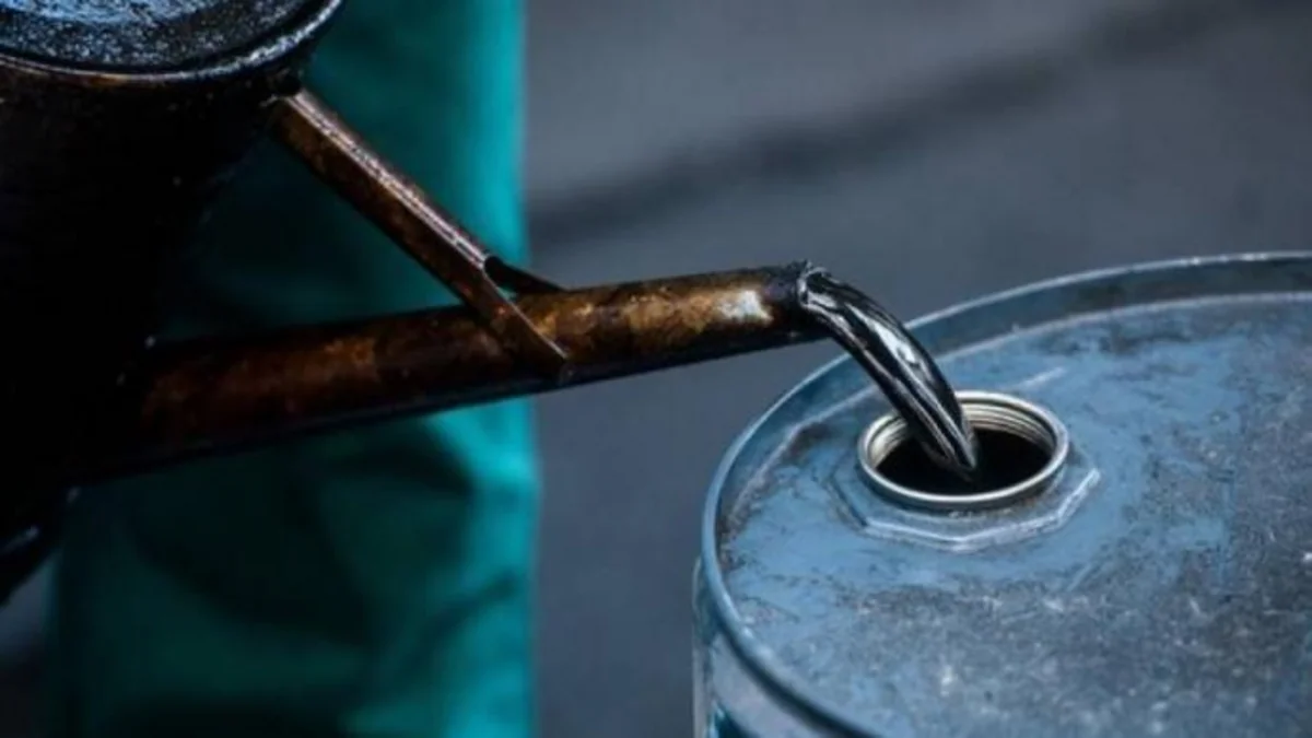 US oil reserves decreased by 8.6 million barrels