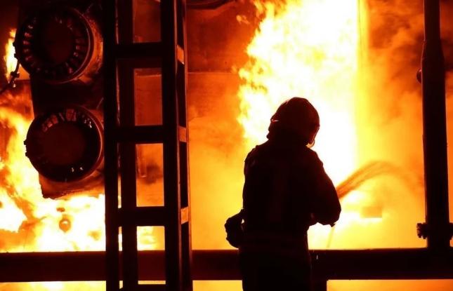 In Ismayilli, a house and an auxiliary building burned down