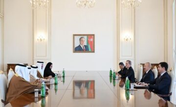 Präsident empfängt Außenminister von Bahrain