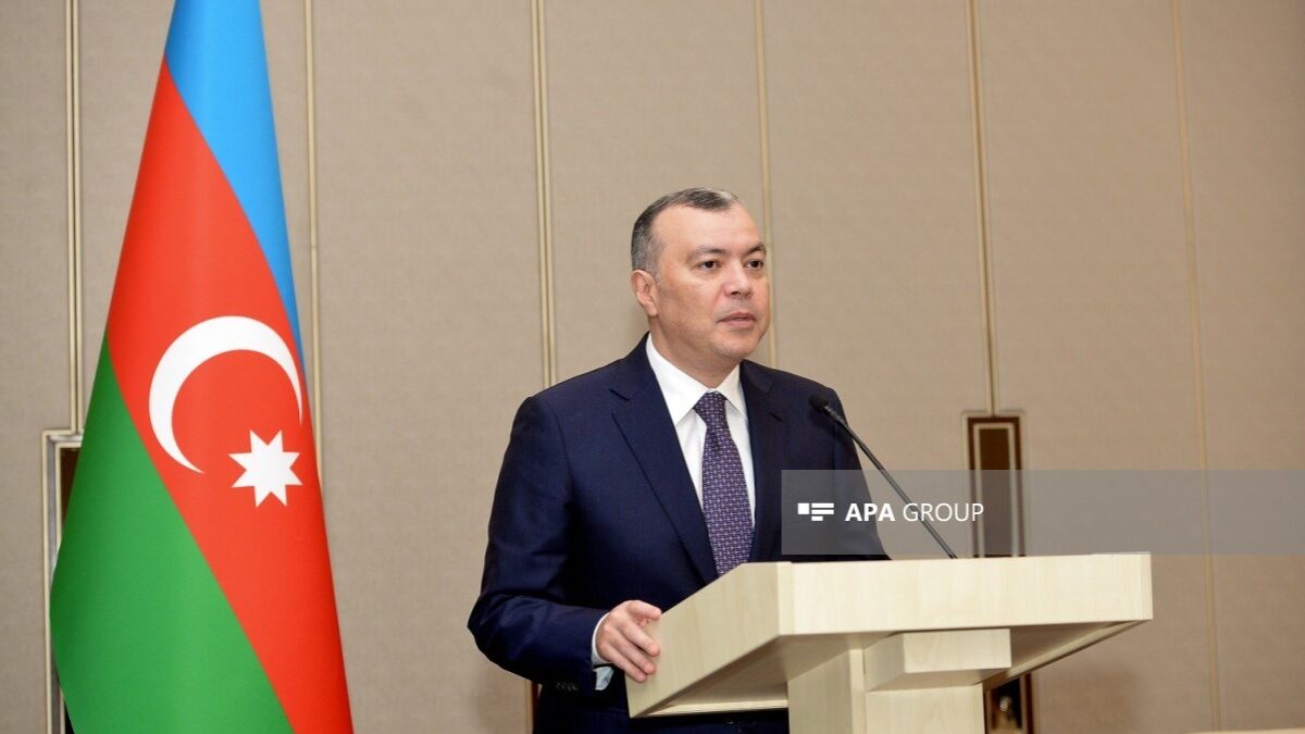 Sahil Babayev: Rund 900 Millionen Manat Dividenden von staatlichen Unternehmen erwartet