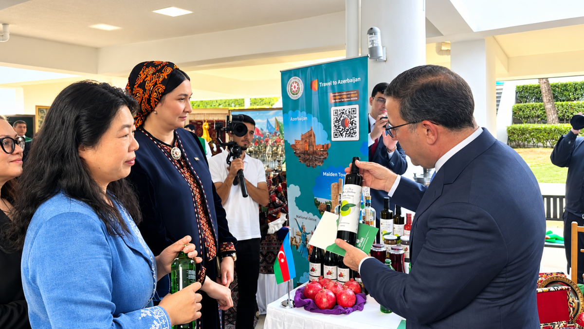 Aserbaidschan auf der UN-Tagung in Turkmenistan mit einem Sonderstand vertreten