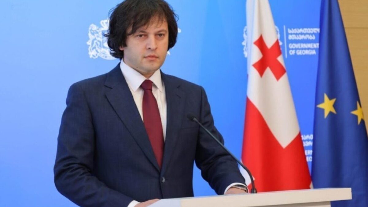 Kobaxidze unterzeichnete Dekret über den Bau des neuen Gebäudes der georgischen Botschaft in Baku