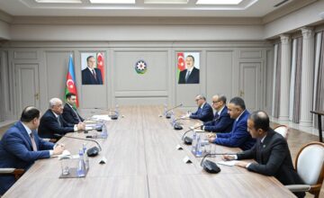 Ali Asadov traf sich mit dem Generalsekretär der OIC