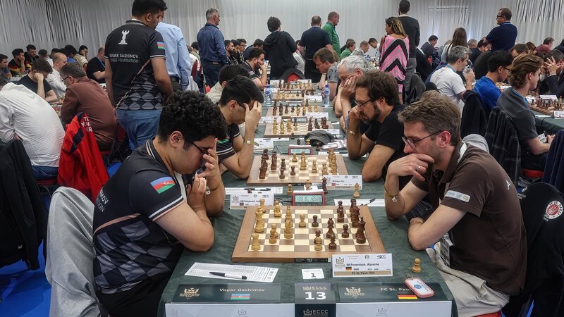 Aserbaidschanische Schachspieler gewinnen 2 Medaillen beim Europapokal