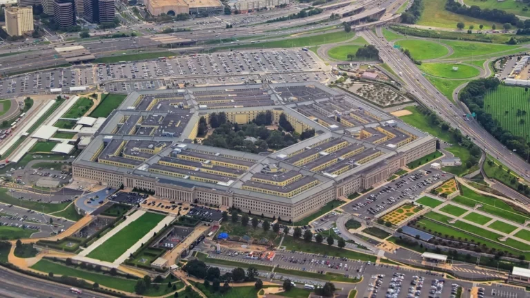 Pentagon zieht Teile seiner Truppen aus Einrichtungen im Nahen Osten ab