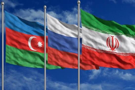 Dreiseitiges Treffen der Präsidenten von Aserbaidschan, Russland und Iran hat begonnen