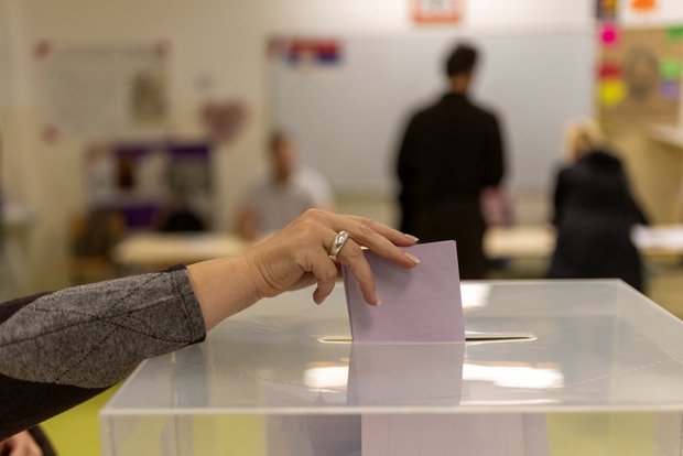 Serbien wird Stichwahlen abhalten